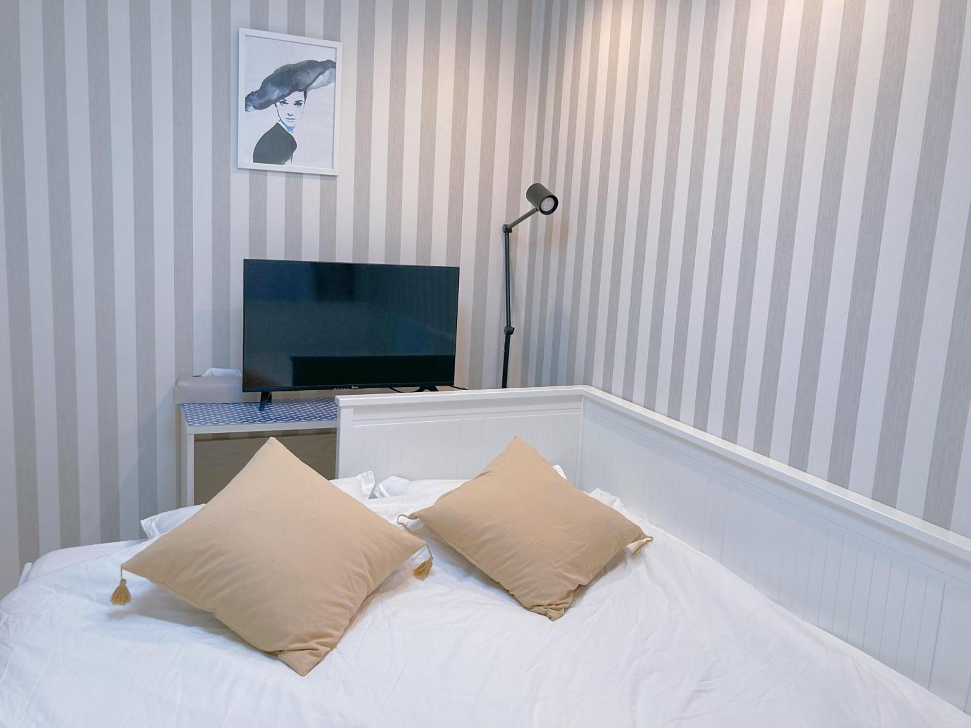 Kosumosu Hotel Tokio Buitenkant foto